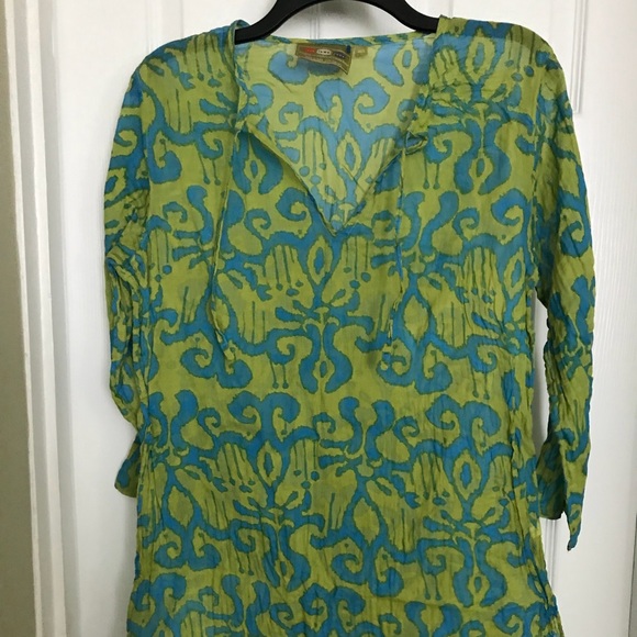 rock paper flower tops rock flower paper tunic ml green poshmark rock flower paper clothing